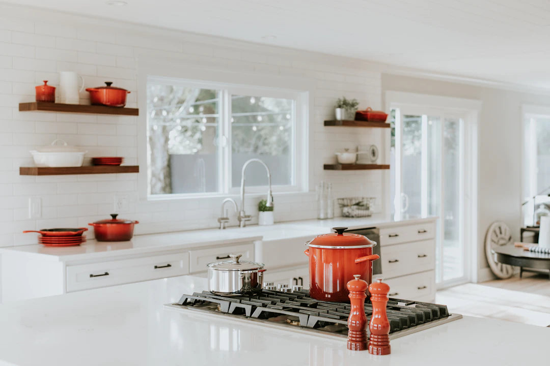 Transform Your Space: Tips for Keeping Your Kitchen Sparkling Clean